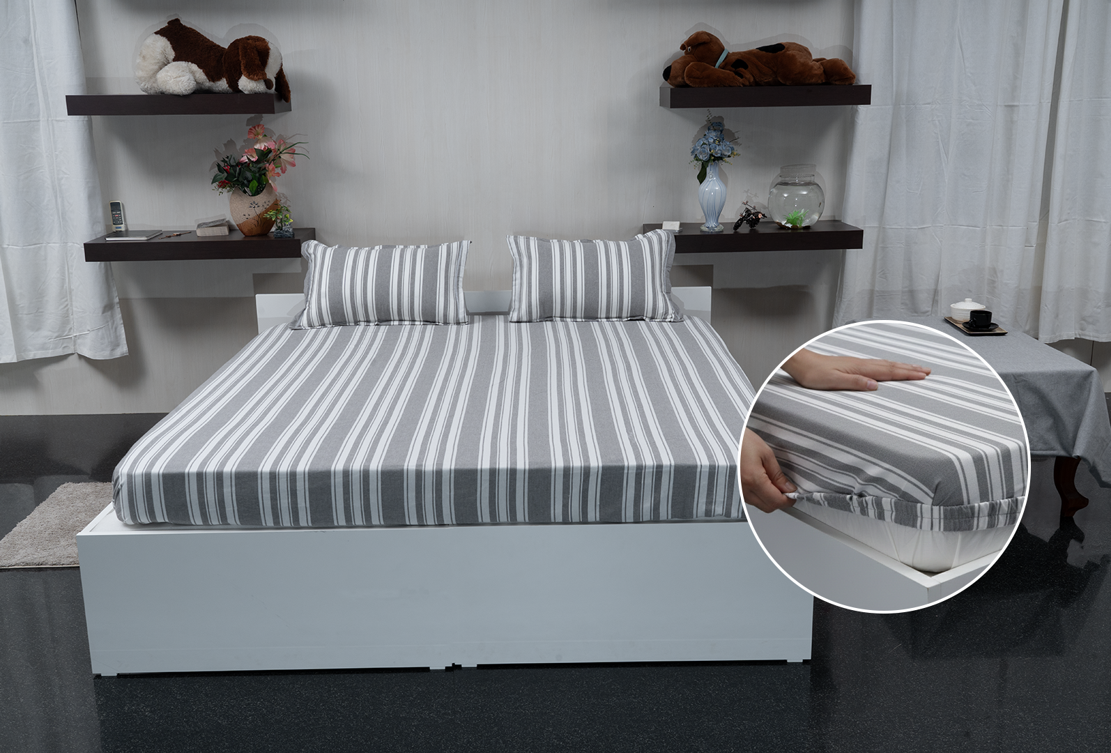 Linn Decors fitted sheet with elastic edges on a modern bed in a clean bedroom setting