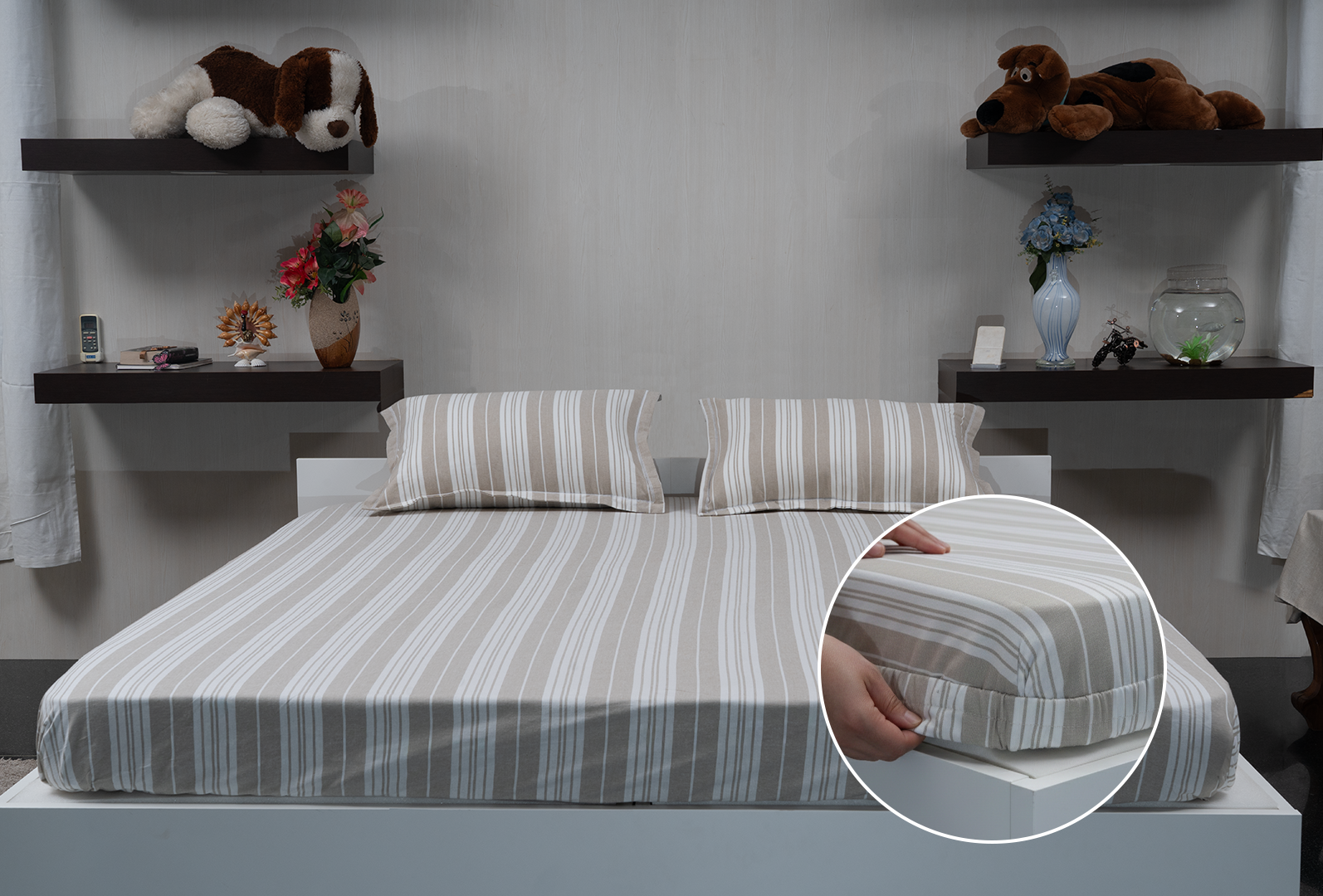 Linn Decors fitted sheet with elastic edges on a modern bed in a clean bedroom setting