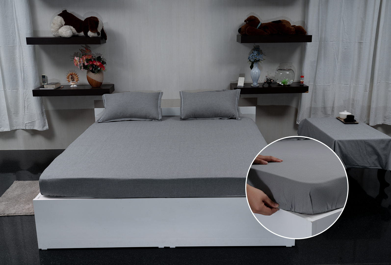 Linn Decors fitted sheet with elastic edges on a modern bed in a clean bedroom setting