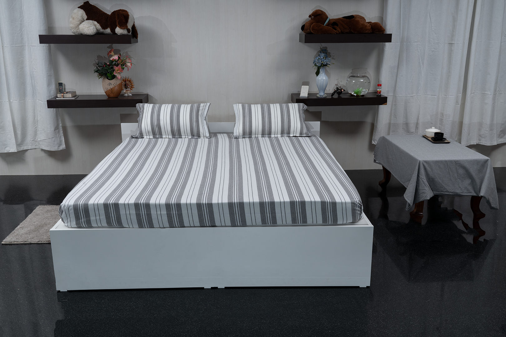 Rippleflow Grey – Bedspread with 2 Pillow Covers + Quilt