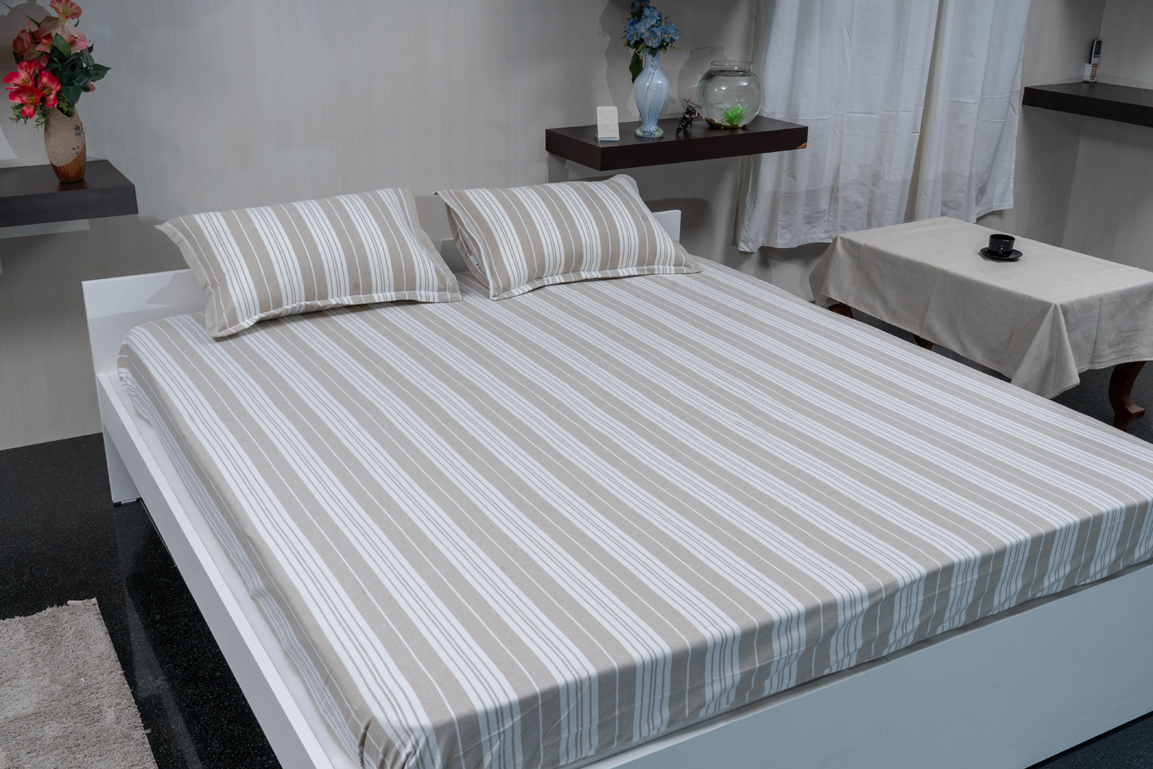 Misty Veil Beige - (Bedspread + 2 Pillow Covers)