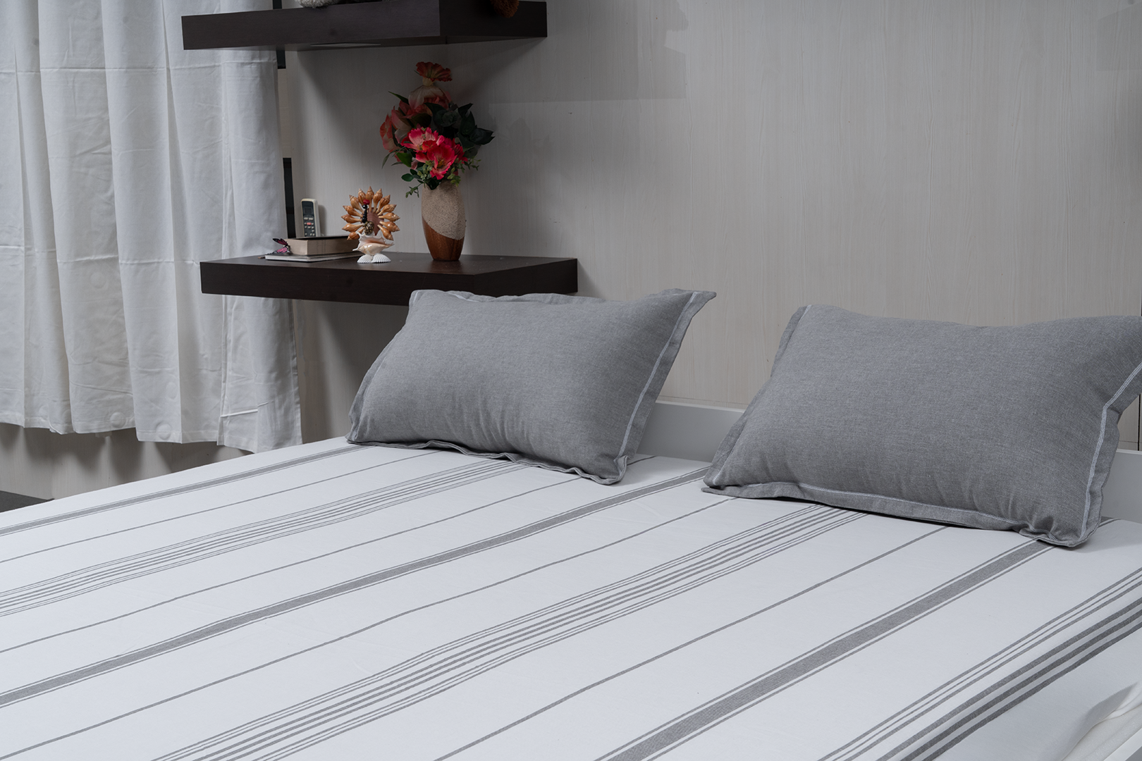 Silver Stream Grey - (Bedspread + 2 Pillow Covers)