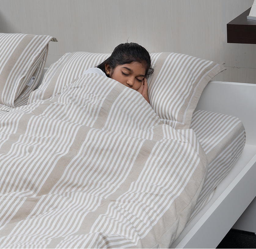 Tiered Layers Beige – Duvet Cover